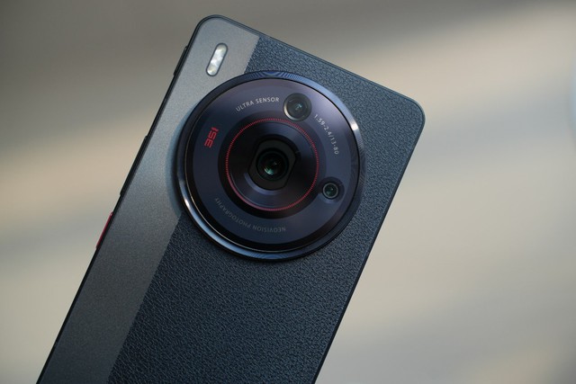 nubia Z50S Pro ra mắt: Thiết kế mới, camera 35mm, Snapdragon 8+ Gen 2, giá từ 12,1 triệu đồng - Ảnh 4.