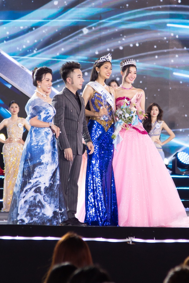 Toàn cảnh Chung kết Miss World Vietnam 2023: Loạt khoảnh khắc gây xúc động, top 3 vỡ oà khi đăng quang  - Ảnh 24.