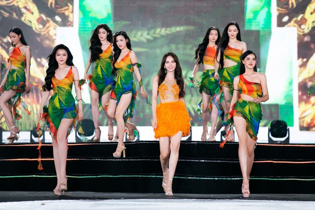 Toàn cảnh Chung kết Miss World Vietnam 2023: Loạt khoảnh khắc gây xúc động, top 3 vỡ oà khi đăng quang  - Ảnh 5.