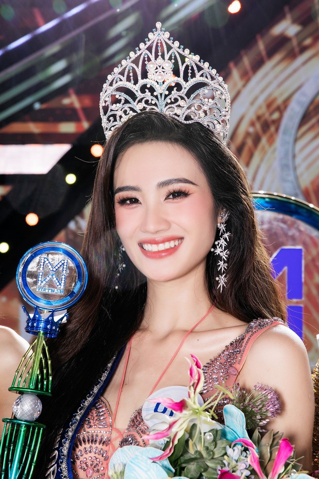 Toàn cảnh Chung kết Miss World Vietnam 2023: Loạt khoảnh khắc gây xúc động, top 3 vỡ oà khi đăng quang  - Ảnh 1.