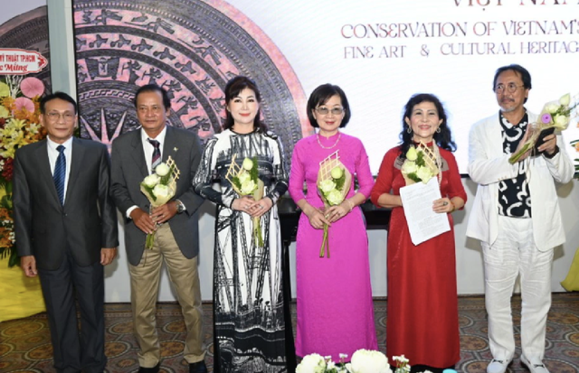 Ra mắt Trung tâm UNESCO Bảo tồn Di sản mỹ thuật văn hóa Việt Nam - Ảnh 3.