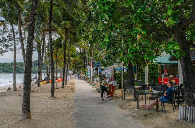 Thái Lan phát triển du lịch lướt sóng dành cho những người mới bắt đầu