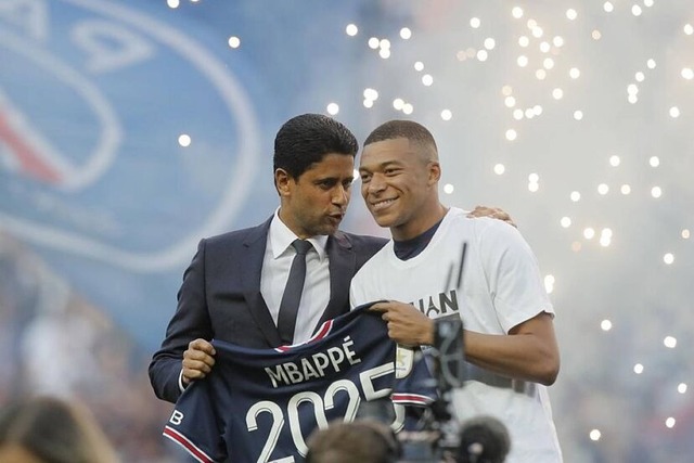 Siêu sao Mbappe yêu cầu mức đãi ngộ kỷ lục nếu rời PSG, Real Madrid quyết định rút lui - Ảnh 2.
