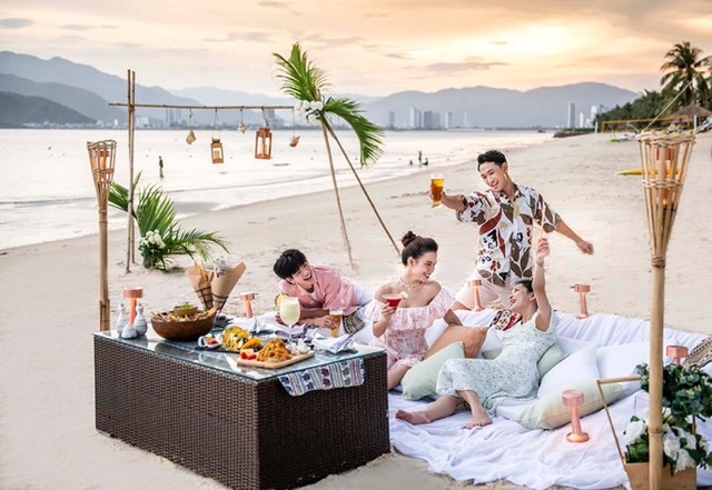  3 ngày “oanh tạc” Vinpearl Nha Trang cùng siêu nhạc hội 8Wonder - Ảnh 5.