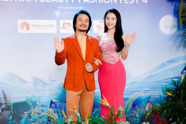Thảm đỏ Hoa hậu Thế giới Việt Nam 2023: Mai Phương - Bảo Ngọc cùng dàn hậu tỏa sáng, vương miện chính thức được công bố  - Ảnh 10.