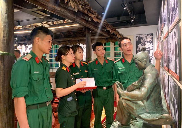 Khám phá những câu chuyện thú vị tại Bảo tàng Đại tướng Nguyễn Chí Thanh - Ảnh 6.
