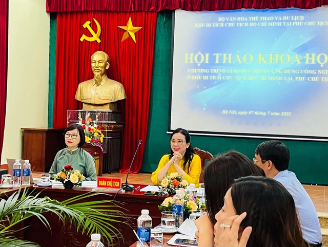 Giáo dục di sản ứng dụng công nghệ ở Khu Di tích Chủ tịch Hồ Chí Minh tại Phủ Chủ tịch - Ảnh 3.