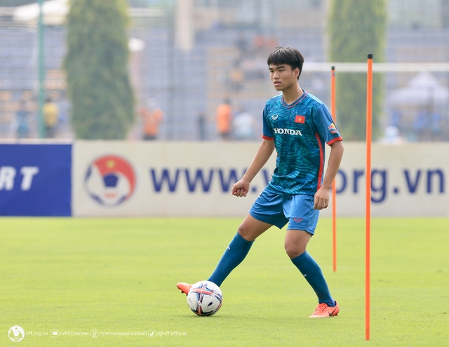 Profile 4 nhân tố triển vọng ở U23 Việt Nam được HLV Hoàng Anh Tuấn kỳ vọng - Ảnh 1.