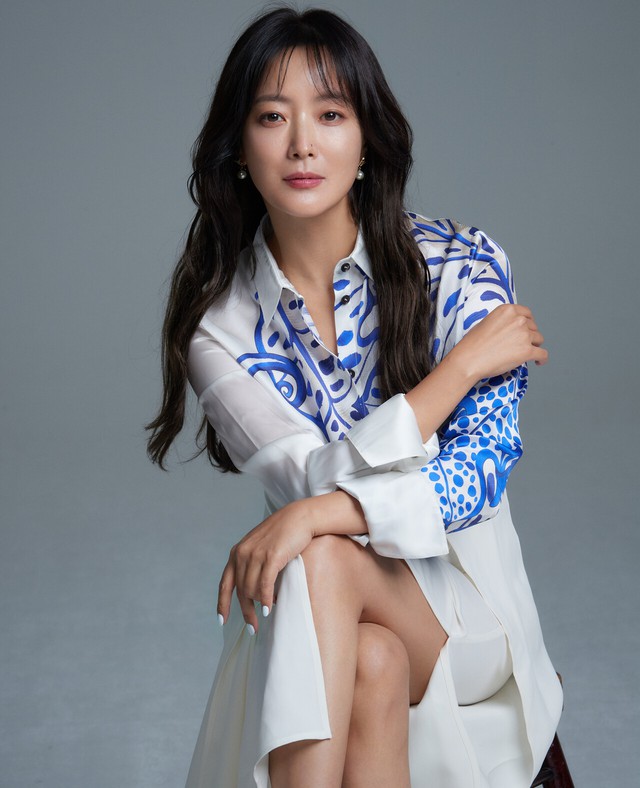 Kim Hee Sun hé lộ tính cách của Song Hye Kyo: &quot;Em ấy giống như 1 người chị gái&quot; - Ảnh 1.