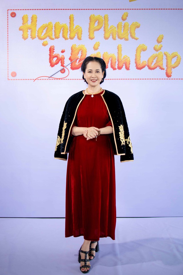 NSND Lan Hương - Hồng Ánh - Ngọc Lan đóng phim truyền hình Việt hóa từ Hàn Quốc  - Ảnh 2.