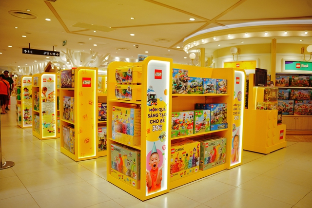 Bước vào thế giới sáng tạo không giới hạn tại cửa hàng chính hãng đầu tiên của LEGO tại Việt Nam - Ảnh 5.
