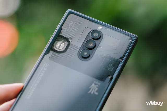 Khi smartphone chơi game có thiết kế đẹp hơn cả iPhone và Samsung - Ảnh 2.