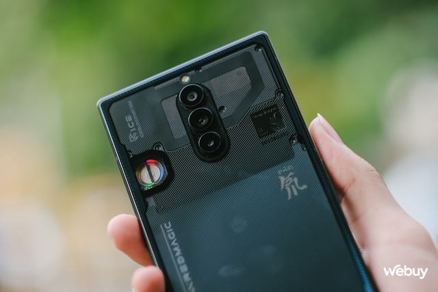 Khi smartphone chơi game có thiết kế đẹp hơn cả iPhone và Samsung - Ảnh 11.