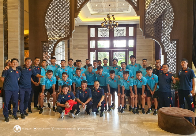 U23 Việt Nam ổn định nơi đóng quân, bước vào tập luyện chuẩn bị cho giải vô địch U23 Đông Nam Á 2023 - Ảnh 1.