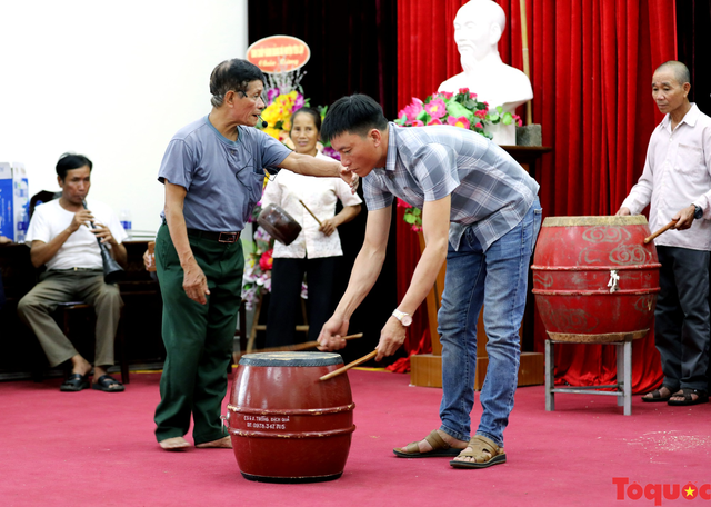 Phú Thọ tổ chức lớp truyền dạy dân ca, dân vũ, dân nhạc dân tộc Mường, huyện Yên Lập - Ảnh 1.