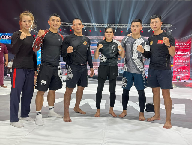 Võ sĩ Việt Nam toàn thắng trong ngày ra quân tại giải vô địch MMA châu Á - Ảnh 1.
