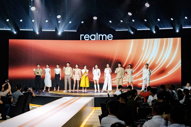 realme 11 series ra mắt tại Việt Nam: Camera 200MP, sạc nhanh 100W khiến nhiều flagship cũng phải chào thua! - Ảnh 2.