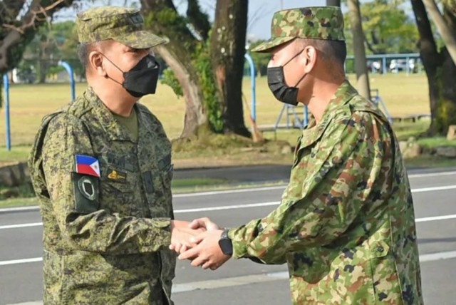 Nhật Bản, Philippines cận kề bước ngoặt an ninh mới - Ảnh 1.