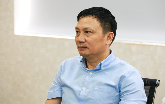 Bầu Hiển cử thầy cũ Văn Hậu tiếp quản CLB Đà Nẵng, tính chiêu mộ 2 cầu thủ lứa Thường Châu cho CLB Hà Nội - Ảnh 1.