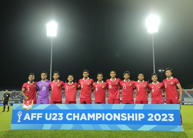Báo Indonesia vui mừng khi đội nhà được U23 Việt Nam “giải cứu” để đi tiếp vào bán kết - Ảnh 2.