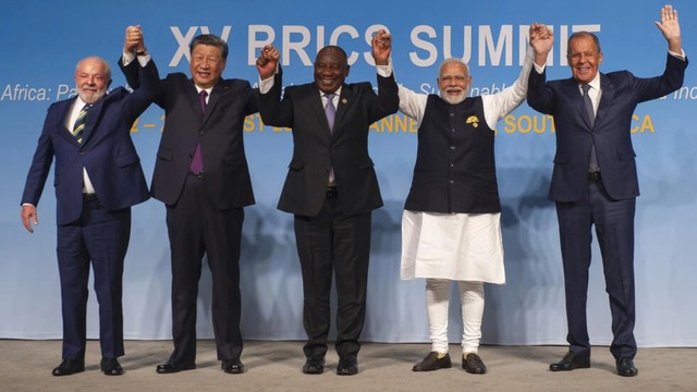 Nhất trí mở rộng thành viên, thượng đỉnh BRICS tìm kiếm ảnh hưởng mới - Ảnh 1.