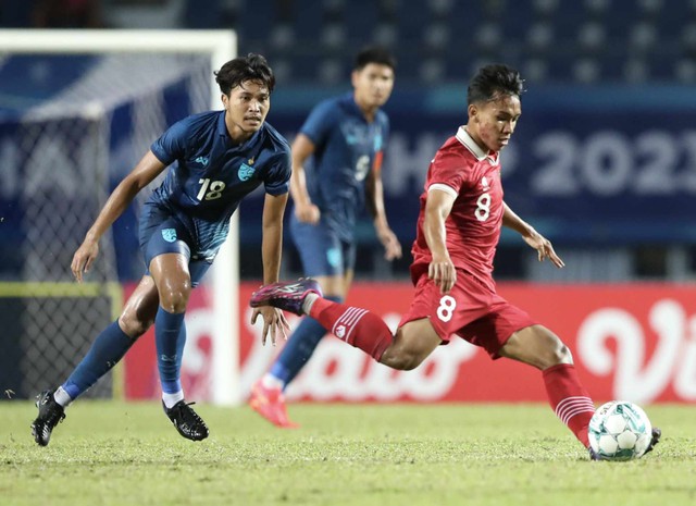 Đánh bại Thái Lan đầy ngỡ ngàng, Indonesia gặp U23 Việt Nam ở chung kết - Ảnh 2.