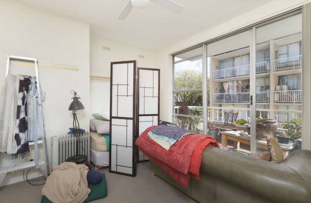 Mua nhà nhỏ 26m2 vẫn mời KTS về cải tạo, thành quả đẹp đến gia chủ cũng ngỡ ngàng - Ảnh 1.