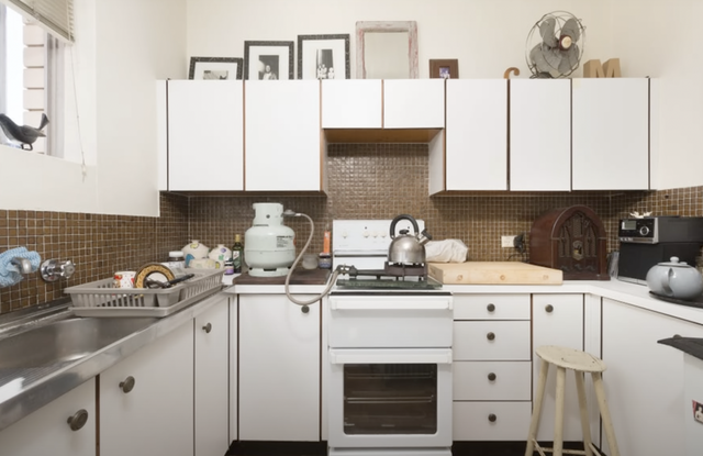 Mua nhà nhỏ 26m2 vẫn mời KTS về cải tạo, thành quả đẹp đến gia chủ cũng ngỡ ngàng - Ảnh 2.