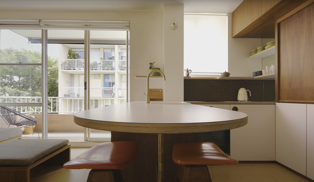 Mua nhà nhỏ 26m2 vẫn mời KTS về cải tạo, thành quả đẹp đến gia chủ cũng ngỡ ngàng - Ảnh 4.