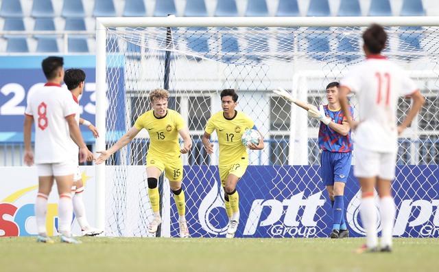 Ghi 'mưa bàn thắng' trước U23 Malaysia, U23 Việt Nam thẳng tiến vào trận chung kết giải Đông Nam Á - Ảnh 3.