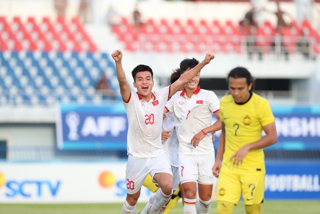 Ghi 'mưa bàn thắng' trước U23 Malaysia, U23 Việt Nam thẳng tiến vào trận chung kết giải Đông Nam Á - Ảnh 5.
