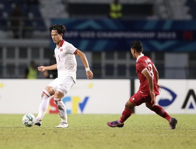 Quốc Việt ôm mặt tiếc nuối vì sút hỏng penalty, cầu thủ U23 Indonesia sung sướng ăn mừng - Ảnh 10.
