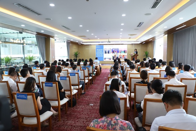 Ban CTKTQT, Báo điện tử Tổ Quốc được Chủ tịch UBND TP Hà Nội tặng bằng khen vì có thành tích xuất sắc trong tổ chức thành công Hội nghị hợp tác giữa các địa phương Việt - Pháp - Ảnh 1.