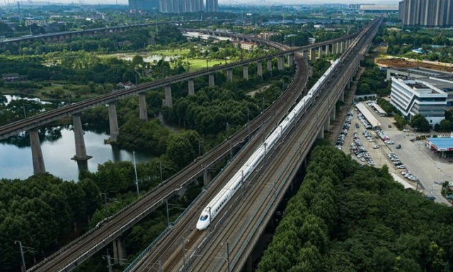 Đâu là nguyên nhân Trung Quốc vượt Mỹ về đường sắt cao tốc? - Ảnh 1.