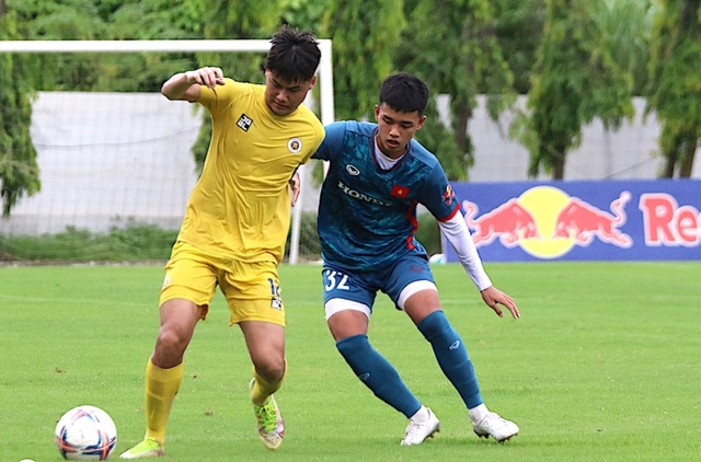 Gặp khó khăn lớn, HLV U23 Việt Nam lập tức nhận tin vui trước thềm giải Đông Nam Á - Ảnh 1.