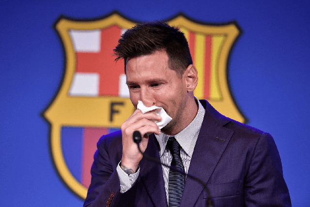 Kun Aguero lần đầu tiết lộ về chiếc áo Barca trong vali và bức ảnh không bao giờ được công bố của Messi - Ảnh 1.