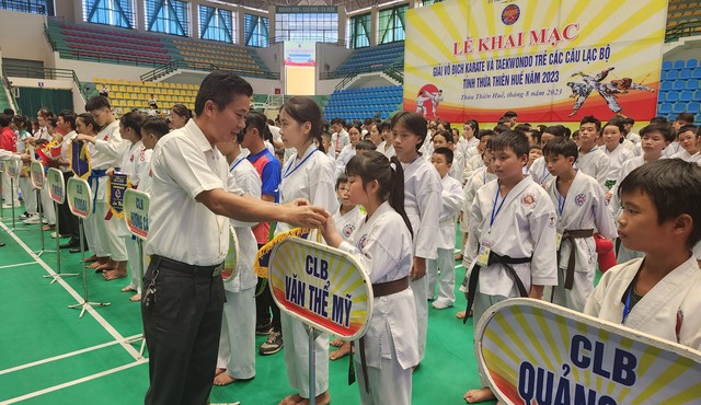 Khởi tranh Giải Vô địch Karate và Taekwondo trẻ các CLB tỉnh Thừa Thiên Huế - Ảnh 2.