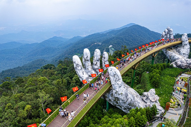 Sun World Ba Na Hills lần thứ 4 đạt giải Công viên chủ đề hàng đầu châu Á 2023 - Ảnh 2.