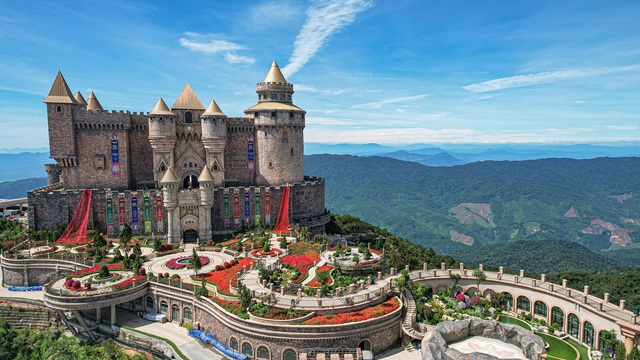 Sun World Ba Na Hills lần thứ 4 đạt giải Công viên chủ đề hàng đầu châu Á 2023 - Ảnh 3.