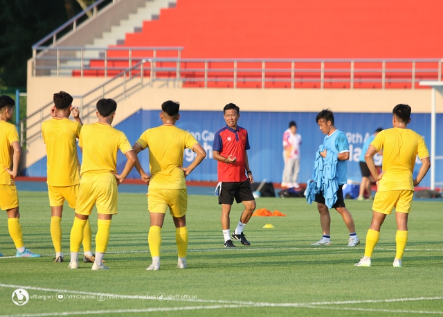 Đội hình U23 Việt Nam vs U23 Mông Cổ: 3 mũi tấn công chớp nhoáng cho mục tiêu kép? - Ảnh 2.