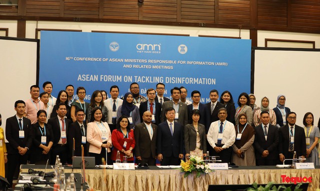 Các nước ASEAN bàn ứng phó và xử lý tin giả, tin sai sự thật trên mạng - Ảnh 1.