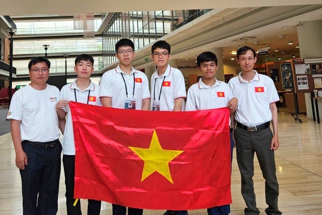 Việt Nam lọt top 9 nước đạt kết quả cao nhất tại Olympic Tin học quốc tế 2023 - Ảnh 1.