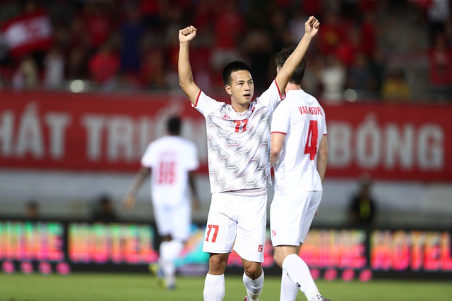 Xuất sắc đánh bại đội bóng Indonesia, đại diện Việt Nam sáng cửa đi tiếp ở giải châu Á - Ảnh 1.