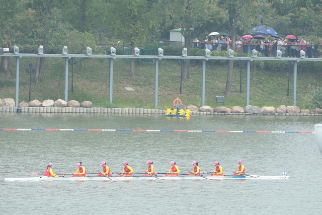 Rowing tiếp tục mang về thêm một HCĐ trong ngày thi đấu thứ hai - Ảnh 1.