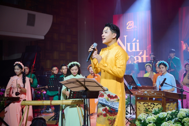 Giọng hát castrato hiếm có của Việt Nam- Trần Tùng Anh đánh dấu bước chuyển mình trong sự nghiệp - Ảnh 2.