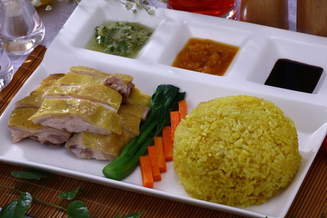 Báo quốc tế gợi ý những món ăn nhất định phải thử khi đến Việt Nam - Ảnh 3.