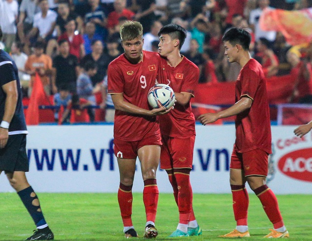 Chiêm ngưỡng 6 bàn thắng với 6 kiểu ăn mừng đặc biệt của U23 Việt Nam  - Ảnh 4.