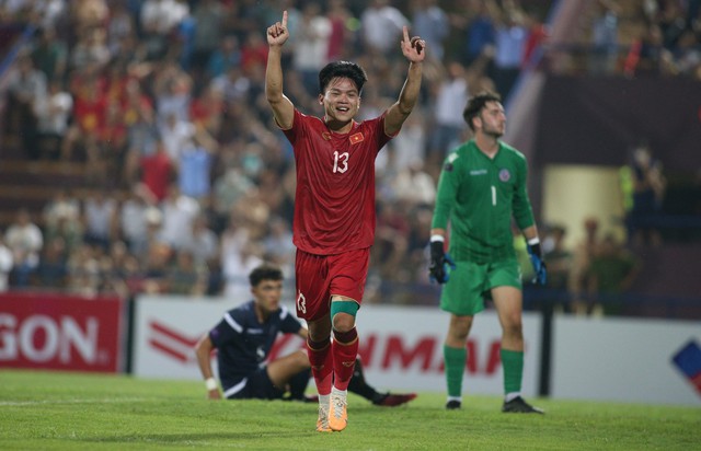 Vòng loại U23 châu Á: U23 Việt Nam đại thắng; Đông Nam Á khởi đầu ấn tượng - Ảnh 1.