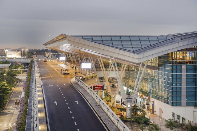 Nhà ga quốc tế Đà Nẵng được xếp hạng 5 sao theo tiêu chuẩn Skytrax - Ảnh 1.