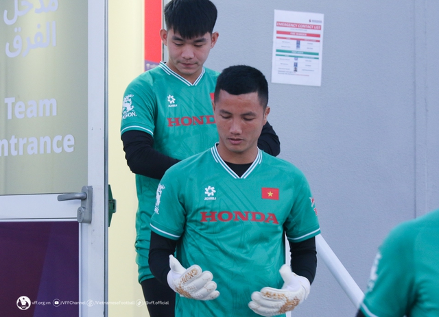 Profile 26 cầu thủ ĐT Việt Nam tham dự Asian Cup: Người cao nhất 1m92  - Ảnh 2.